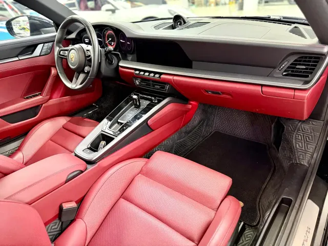 Porsche 911 — Фото автомобиля 16