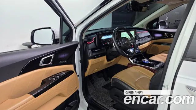 Kia Canival Carnival 4 поколение Дизель 9 мест Signature — Фото автомобиля 8