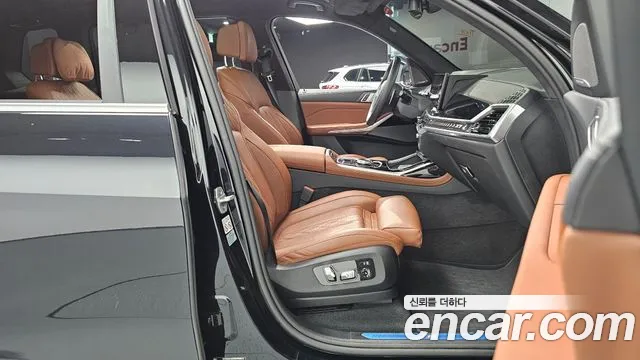 BMW X7 — Фото автомобиля 26