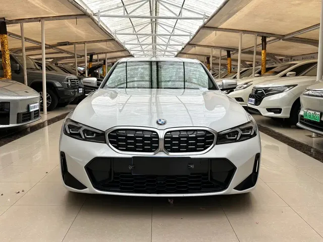 BMW 3 Series — Фото автомобиля 2