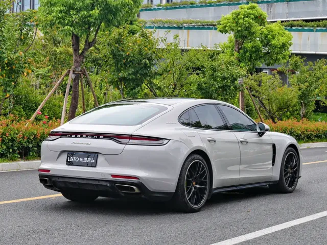 Porsche Panamera — Фото автомобиля 4