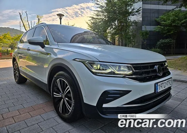 Volkswagen Tiguan Generation 2 — Фото автомобиля 8