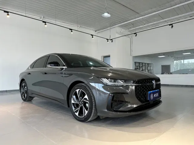 Lincoln Z — Фото автомобиля 3