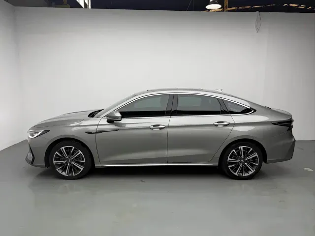 Chery Arrizo 8 — Фото автомобиля 3