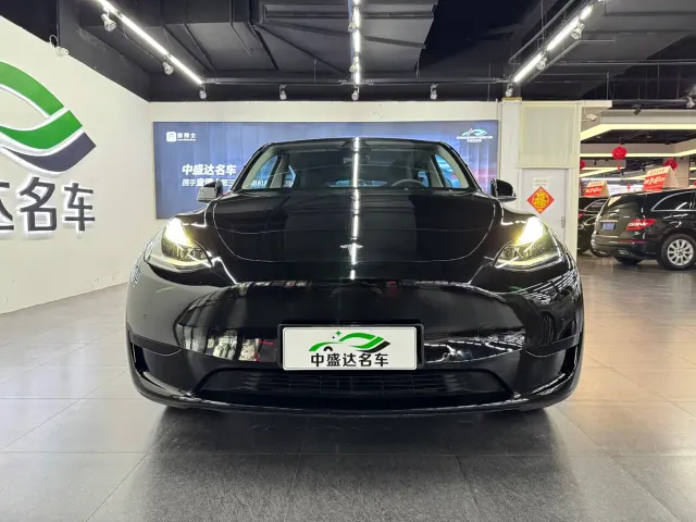 Tesla Model Y 2022 Facelift Rear-Wheel Drive Version — Фото автомобиля 2