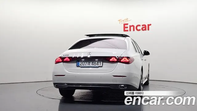 Mercedes-Benz E-Class W214 — Фото автомобиля 4