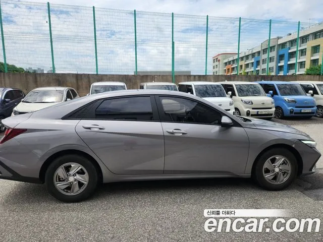 Hyundai AVANTE Новый Avante (CN7) — Фото автомобиля 7