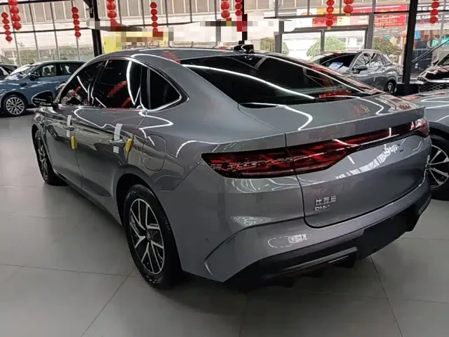 BYD Qin L — Фото автомобиля 4