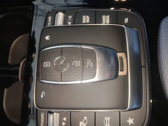Mercedes-Benz GLB-Class — Фото автомобиля 16