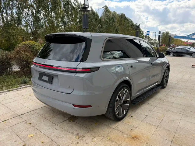 Li Auto L9 — Фото автомобиля 5