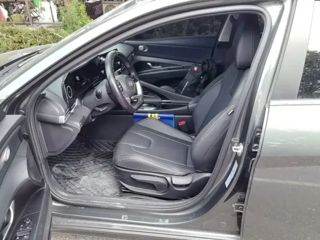 Hyundai Elantra — Фото автомобиля 14