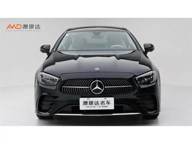Mercedes-Benz E-Class — Фото автомобиля 2