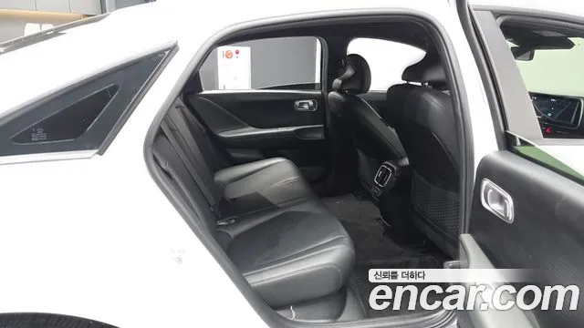 Hyundai Ioniq 6 — Фото автомобиля 18