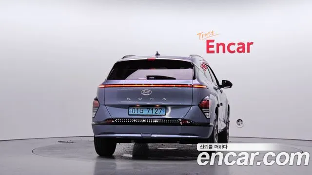 Hyundai Kona — Фото автомобиля 3