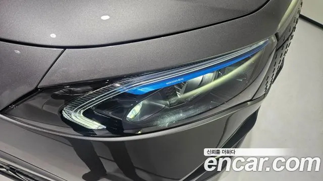 Mercedes-Benz EQA — Фото автомобиля 4
