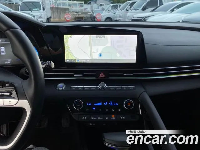 Hyundai Avante CN7 — Фото автомобиля 9