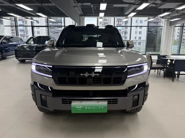 BYD FangChengBao Leopard 8 — Фото автомобиля 2