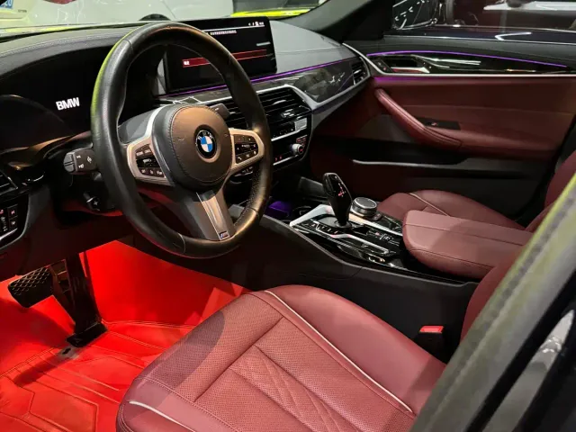 BMW 5 Series — Фото автомобиля 4