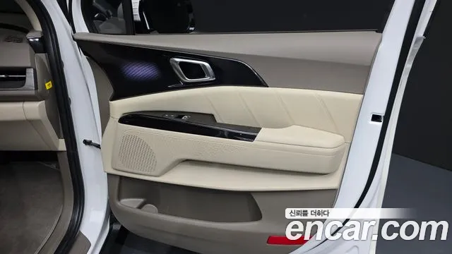 Kia Carnival 4th Gen — Фото автомобиля 14