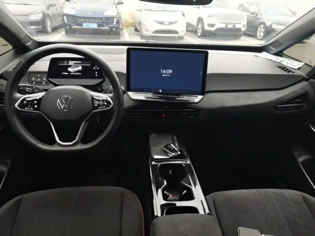 Volkswagen ID.3 — Фото автомобиля 9