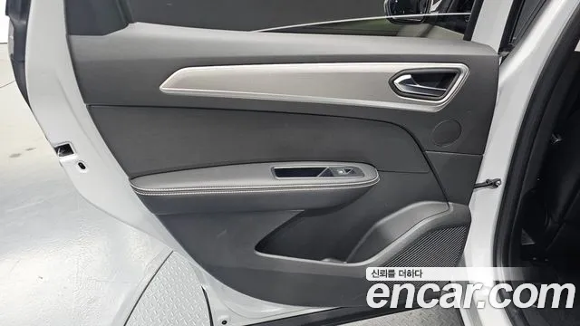 Renault Korea XM3 — Фото автомобиля 14