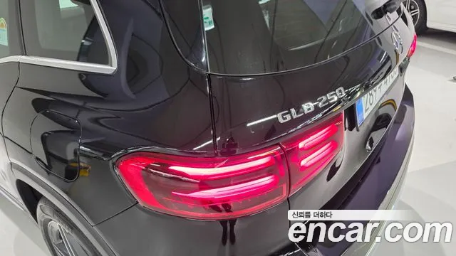 Mercedes-Benz GLB-Class X247 — Фото автомобиля 12