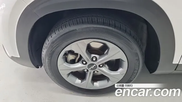 Kia Seltos — Фото автомобиля 5