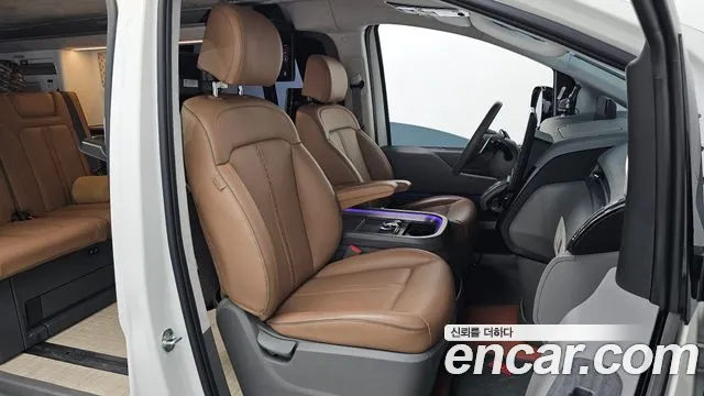 Hyundai Staria Staria — Фото автомобиля 25