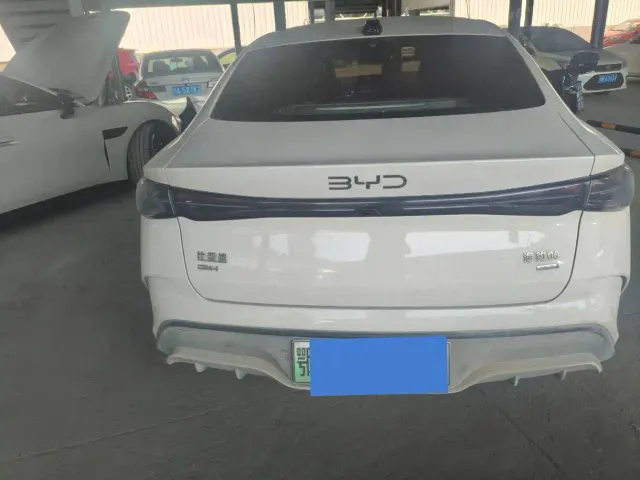BYD Seal 06 — Фото автомобиля 15