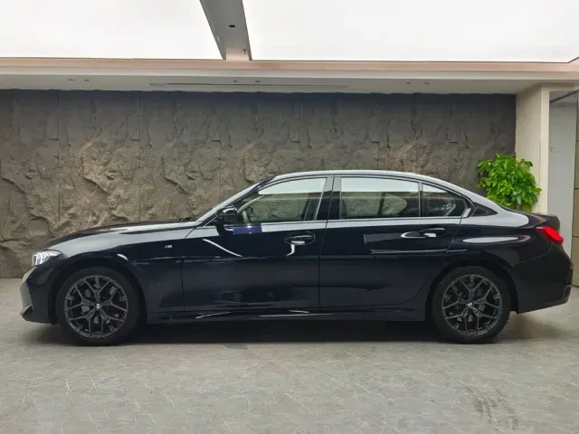 BMW 3 Series — Фото автомобиля 3