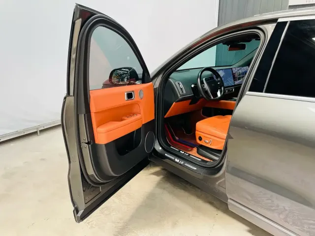 Li Auto Li Auto L6 2024 Pro — Фото автомобиля 12