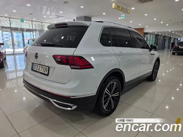Volkswagen Tiguan Generation 2 — Фото автомобиля 6