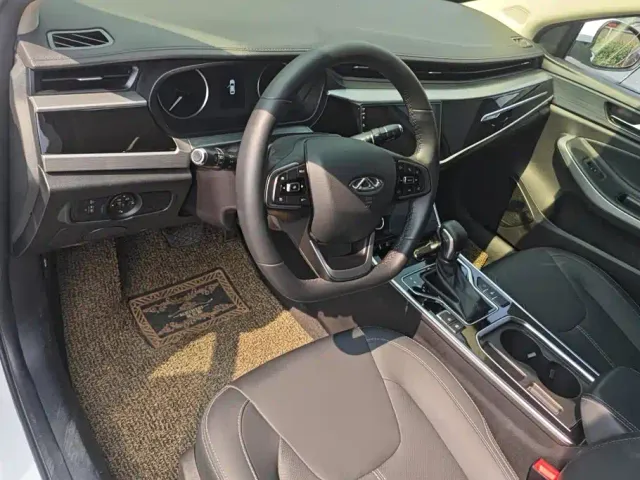 Chery Arrizo 5 — Фото автомобиля 12