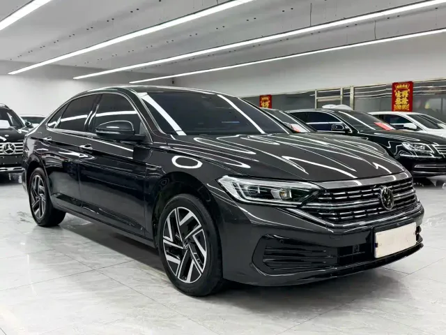 Volkswagen Sagitar — Фото автомобиля 3