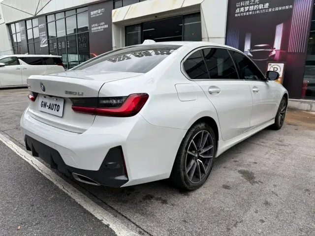 BMW 3 Series — Фото автомобиля 11