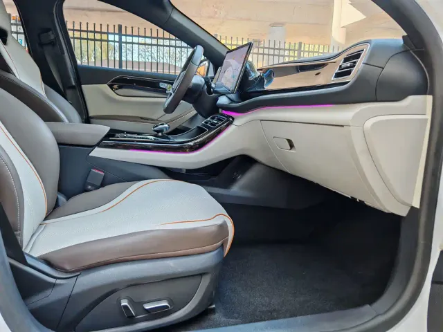 BYD Qin PLUS — Фото автомобиля 7