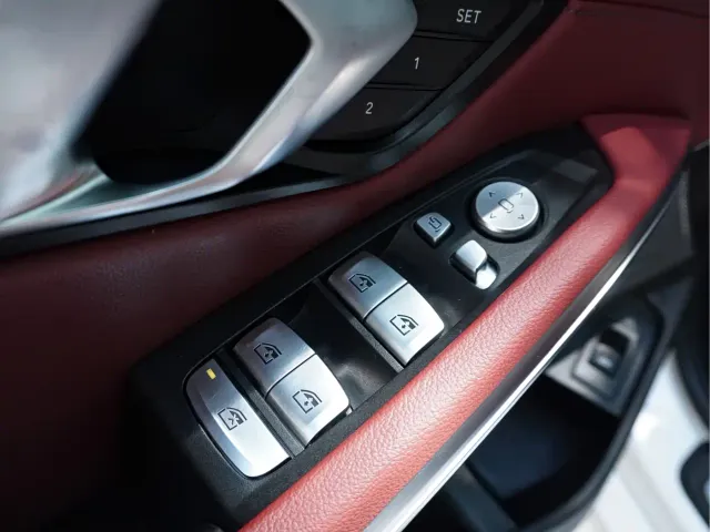 BMW 3 Series — Фото автомобиля 9