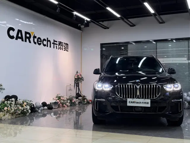 BMW X5 — Фото автомобиля 2