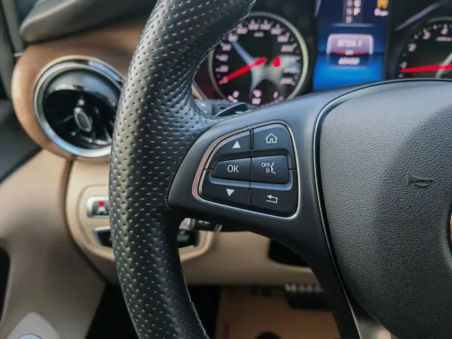 Mercedes-Benz V-Class — Фото автомобиля 6