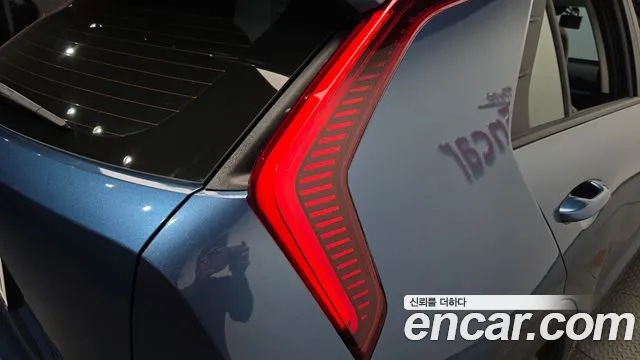 Kia Niro The All New — Фото автомобиля 8