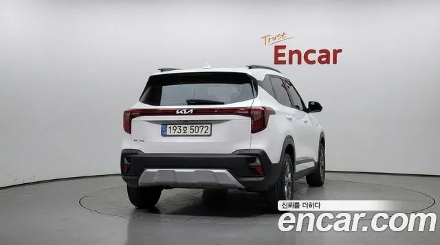 Kia Seltos Новый Seltos Бензин 2.0 2WD — Фото автомобиля 4