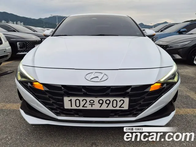 Фотография автомобиля — Hyundai Avante CN7