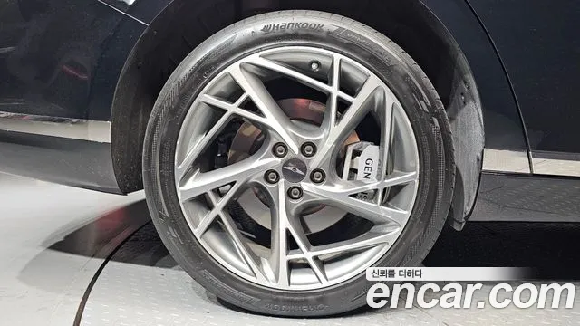Genesis G90 RS4 — Фото автомобиля 5