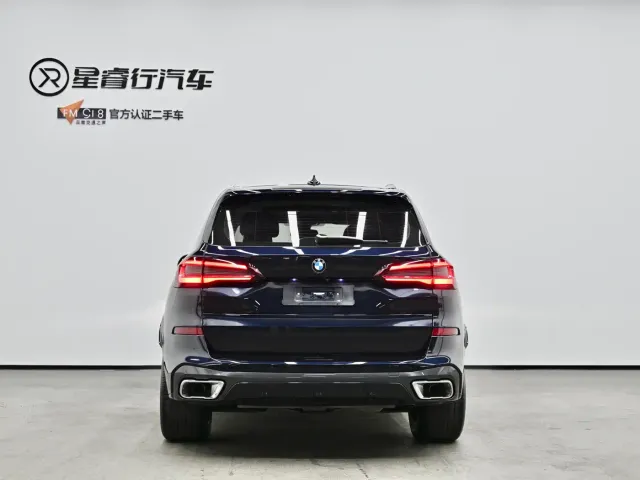 BMW X5 — Фото автомобиля 4