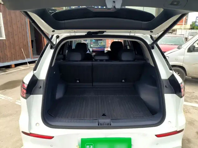 Geely Galaxy E5 — Фото автомобиля 18