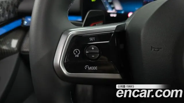 BMW i5 — Фото автомобиля 15
