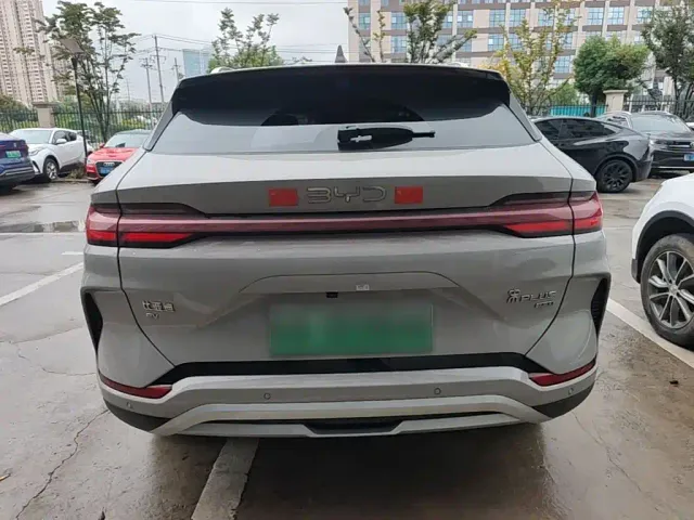 BYD Song PLUS — Фото автомобиля 5