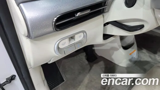 Genesis GV60 — Фото автомобиля 18