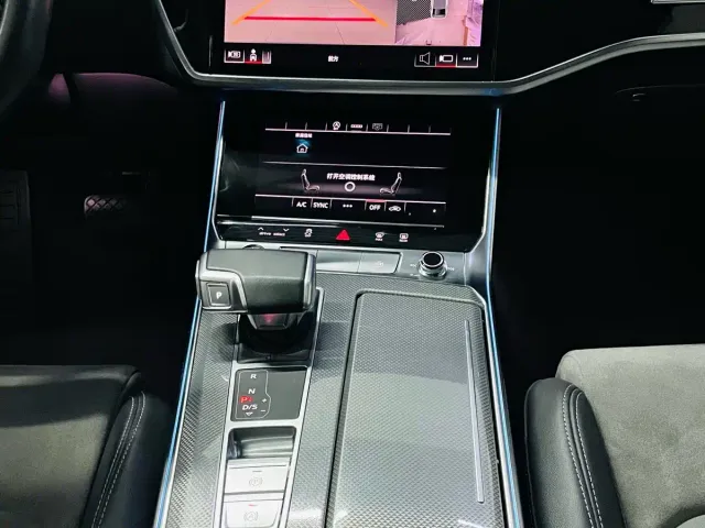 Audi A6L — Фото автомобиля 11