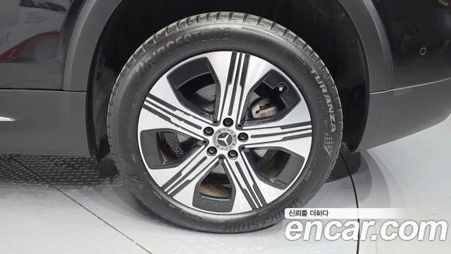 Mercedes-Benz EQB X243 — Фото автомобиля 20
